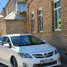 Toyota Corolla 2012