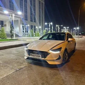 Hyundai Sonata 2021