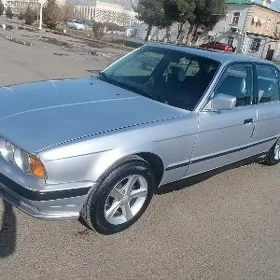BMW 525 1989