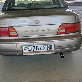 Toyota Camry 1993