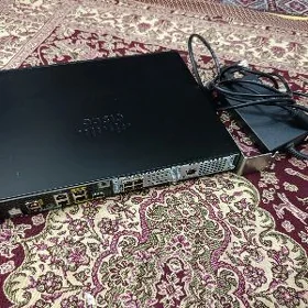 Cisco 4321 Маршрутизатор