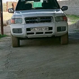 Nissan Pathfinder 1999