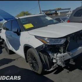 Toyota Highlander 2023