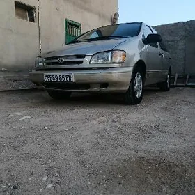Toyota Sienna 2000