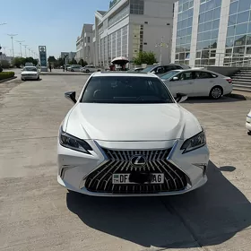 Lexus ES 350 2019