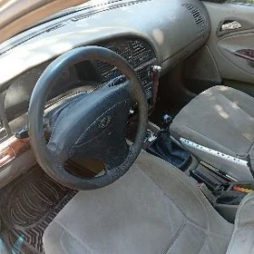 Daewoo Nubira 2001
