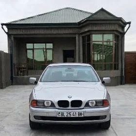 BMW E39 1998