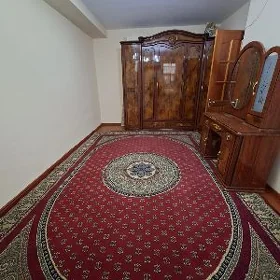 Satlyk 11 mkr 2 etaj 3 komnat