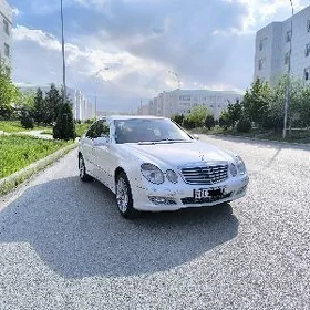 Mercedes-Benz E350 2006