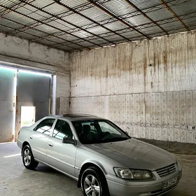 Toyota Camry 1998