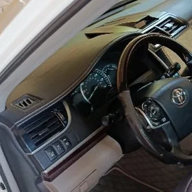 Toyota Camry 2013