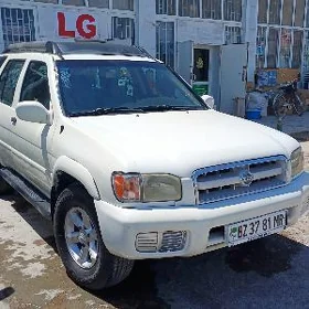 Nissan Pathfinder 2002