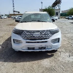 Ford Explorer 2023
