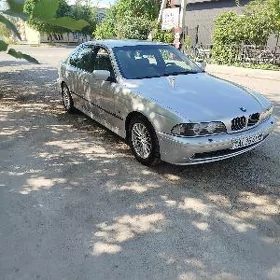 BMW 528 2000