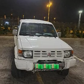 Mitsubishi Pajero 1997