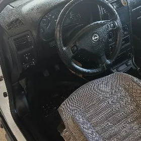 Opel Astra 2002