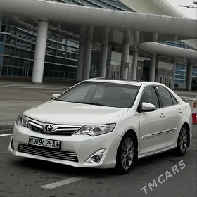 Toyota Camry 2012