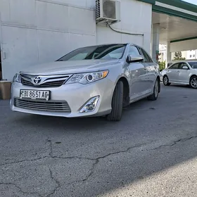 Toyota Camry 2013