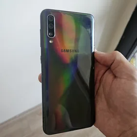 Samsung A50