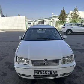 Volkswagen Bora 2003