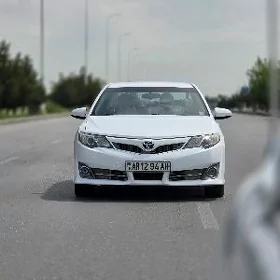 Toyota Camry 2013