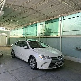 Toyota Camry 2016