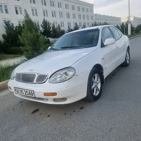 Daewoo Leganza 2002