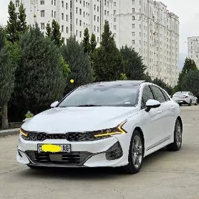 Kia K5 2021
