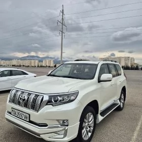 Toyota Land Cruiser Prado 2023