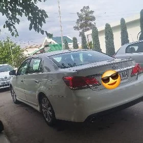 Toyota Avalon 2012