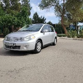 Nissan Versa 2010