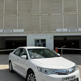 Toyota Camry 2013