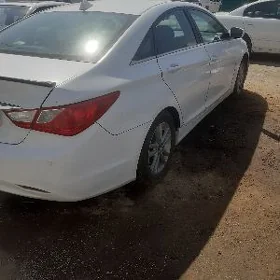 Hyundai Sonata 2012
