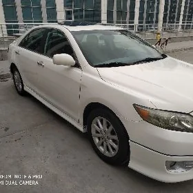 Toyota Camry 2011
