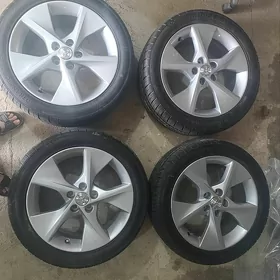 Camry Diska