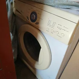 Kir maşyn LG