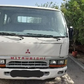 Mitsubishi Canter 2003
