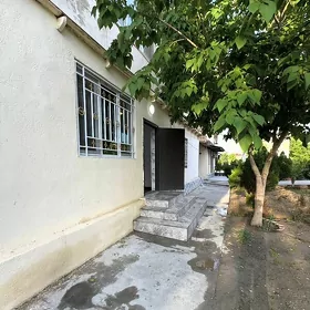 30mkr 1 etaj 3 komna