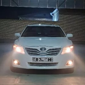 Toyota Camry 2010