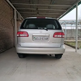 Toyota Sienna 2002