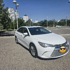 Toyota Camry 2016