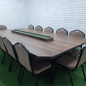 Стол