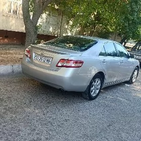 Toyota Camry 2010
