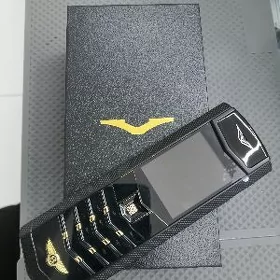 Vertu V9 Bentley