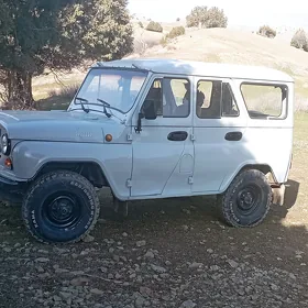 UAZ 469 2003