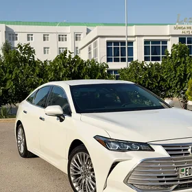Toyota Avalon 2022