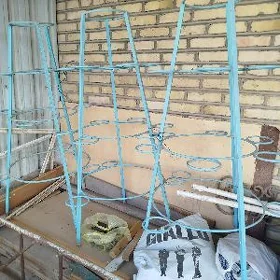 продам железную подставку