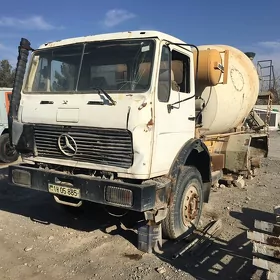Mercedes-Benz E500 2000