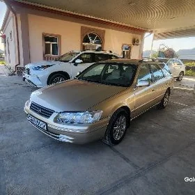 Toyota Camry 2000