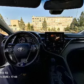 Toyota Camry 2021